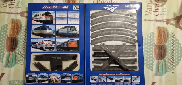 Tren a pilas Amtrak AEM-7 Escala N