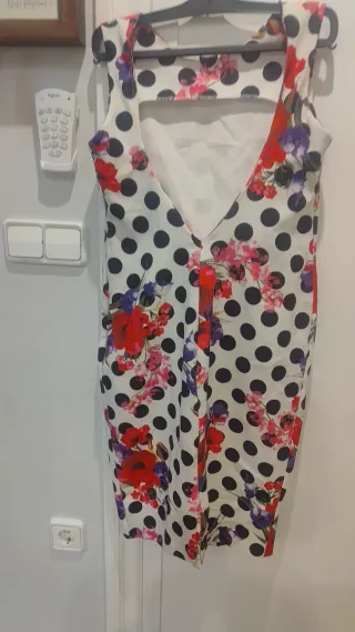 Vestido fiesta lunares flores