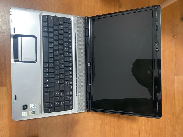 HP Pavilion dv9000 Portátil Plata y Negro
