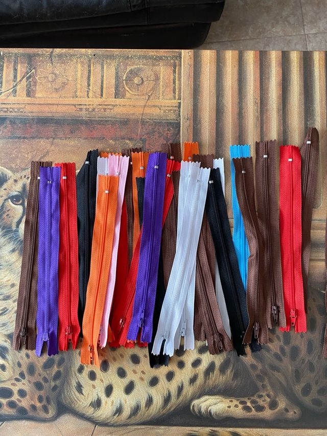 30 Cremalleras 24 cm