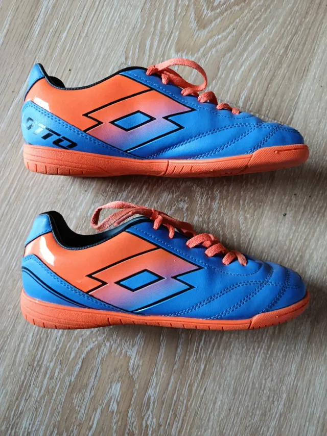 Zapatillas Lotto Fútbol Niño Talla 37