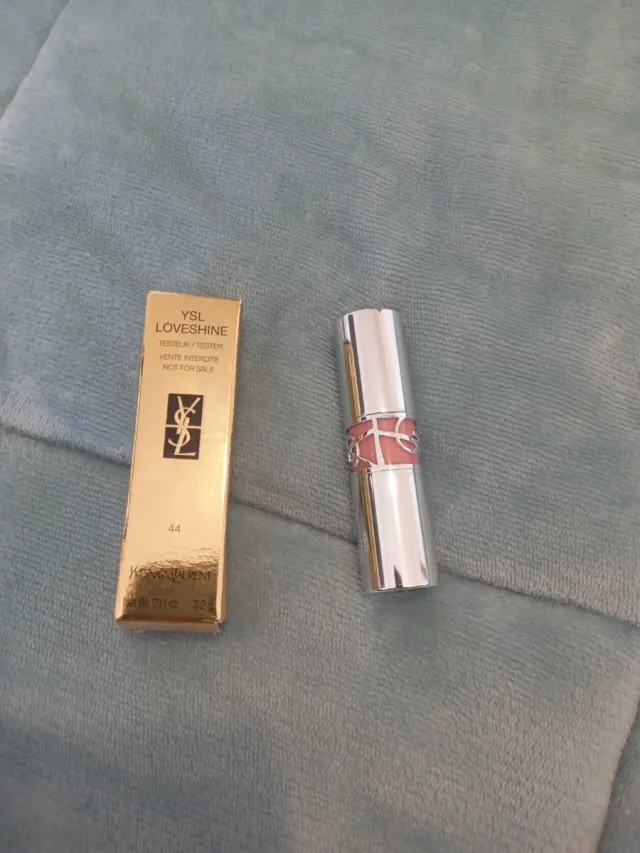 YSL Rouge Volupté Shine 44 Starred Red
