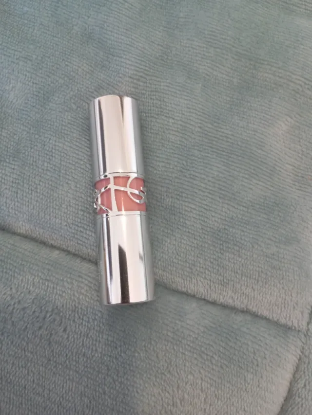 YSL Rouge Volupté Shine 44 Starred Red