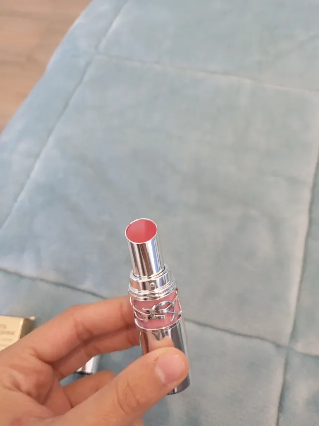 YSL Rouge Volupté Shine 44 Starred Red