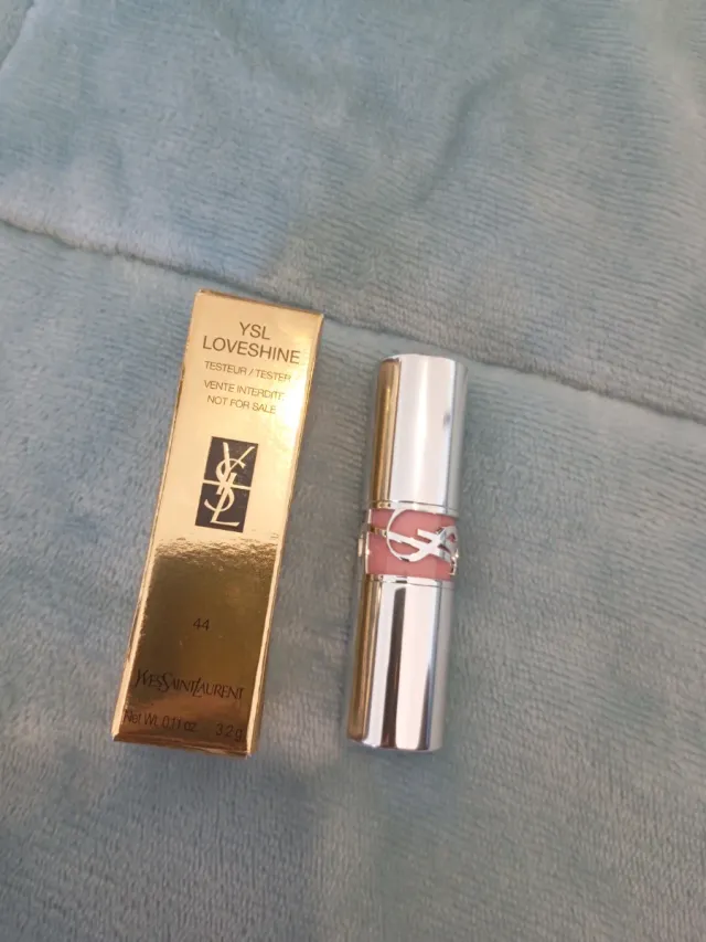 YSL Rouge Volupté Shine 44 Starred Red