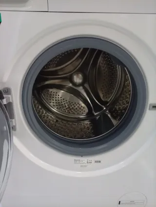 LAVADORA CON SECADORA 10/6kg HISENSE