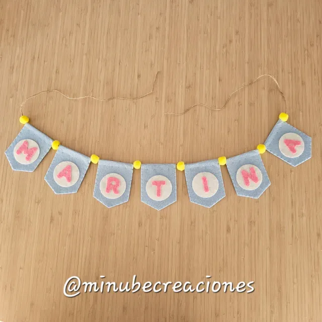Guirnalda de banderines Nombre FIELTRO