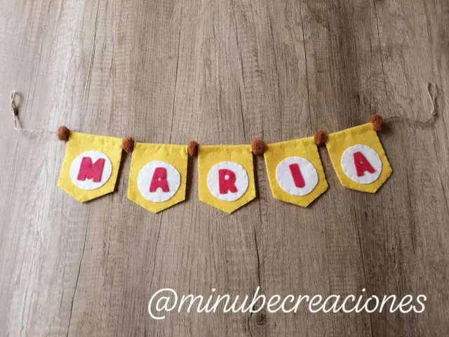 Guirnalda de banderines Nombre FIELTRO