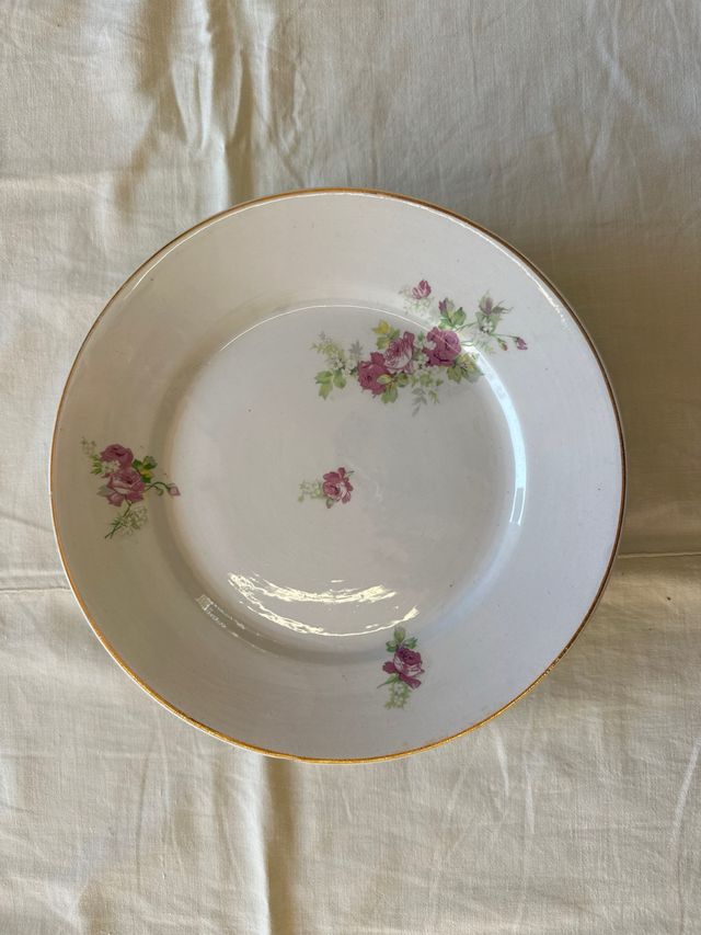 5 piatti vintage con fiori e bordo dorato
