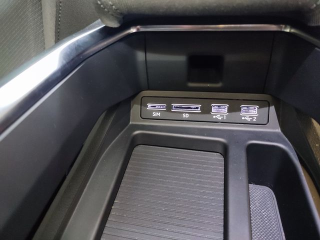 Audi  e-tron 50 Quattro