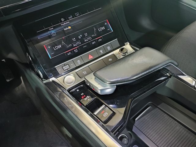 Audi  e-tron 50 Quattro