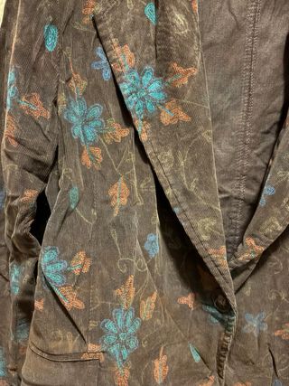 Americana marrón con flores Talla M-L