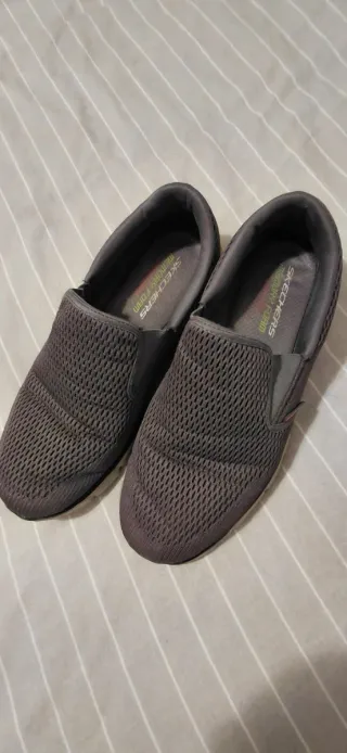 Zapatillas Skechers Talla 45/46 Gris