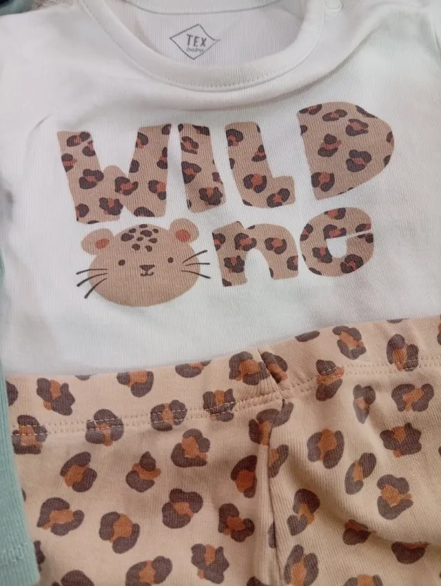 Lote 3 pijamas 18 meses