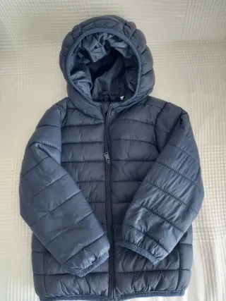 Cazadora acolchada niño azul