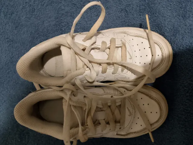 Scarpe Nike bimbo taglia 28