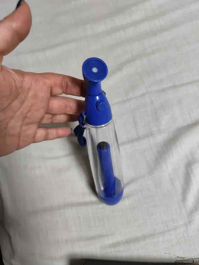 Pulverizador de viaje azul