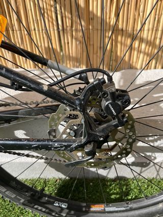 Bicicleta de Montaña Cannondale 27,5”.