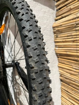 Bicicleta de Montaña Cannondale 27,5”.