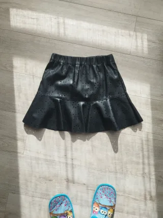 Falda polipiel niña T9/10 de Mango