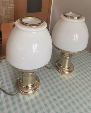 Conjunto 2 lámparas doradas y blancas