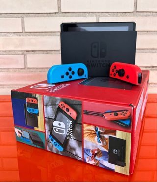 Nintendo Switch - Azul/Rojo