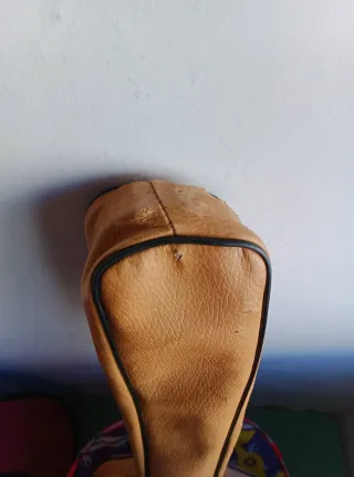 Guitarra Clásica juvenil admira con funda