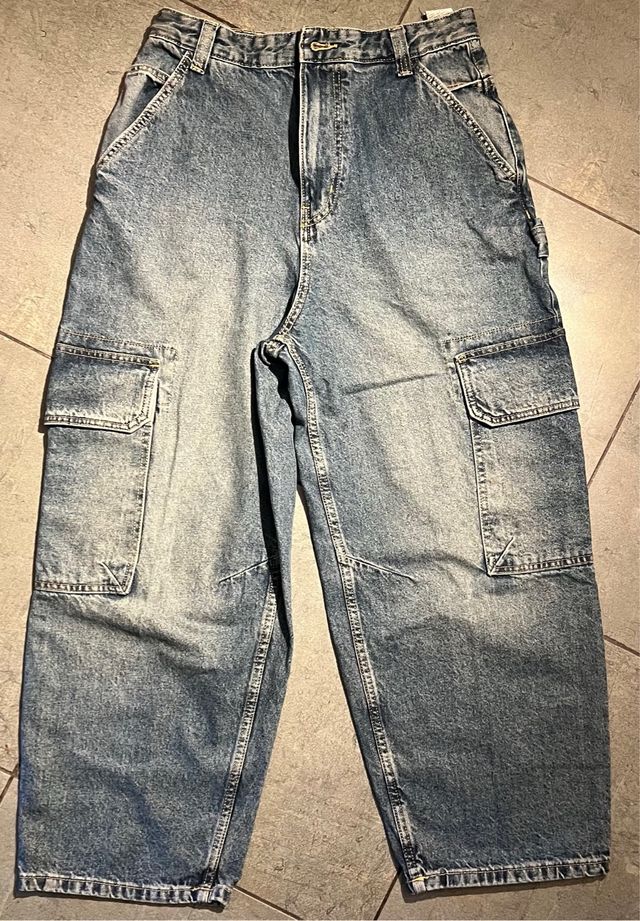 Pantalón vaquero Pull&Bear cargo talla 38
