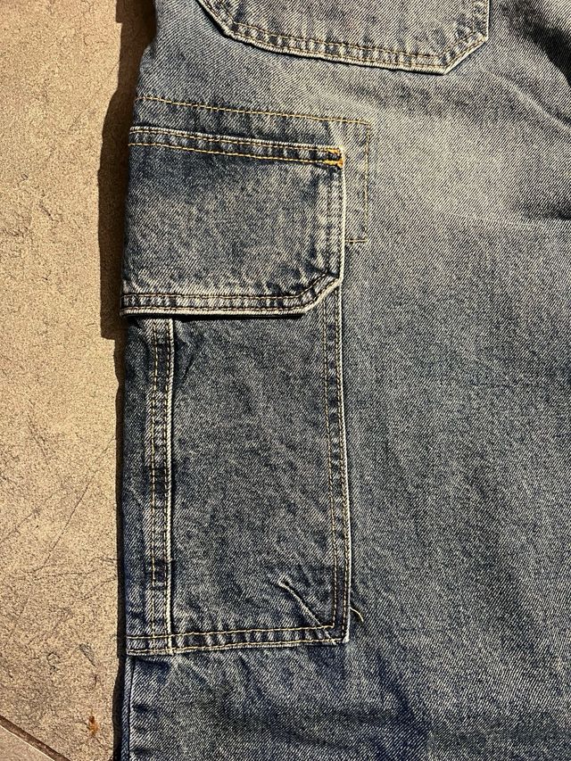 Pantalón vaquero Pull&Bear cargo talla 38