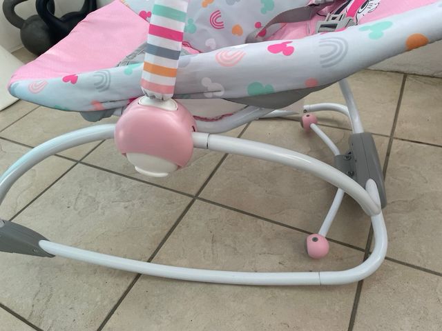 Hamaca bebé Disney Minnie con vibración + pila inc