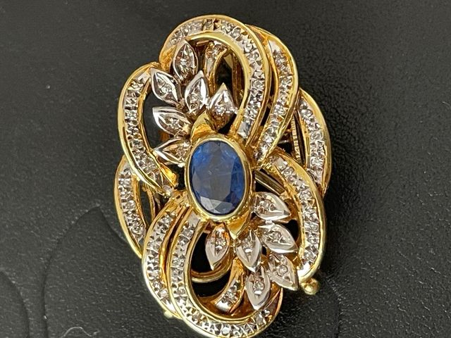 Colgante Oro con Zafiro y Diamantes