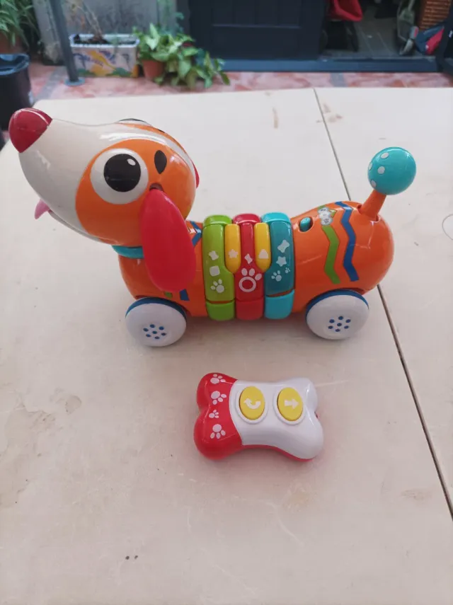 Perrito interactivo musical