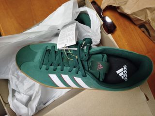 Adidas verdes hombre