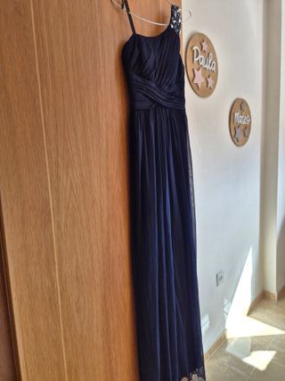 Elegante vestido azul para eventos