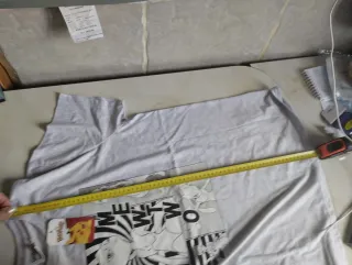 Camiseta Pokémon Mew Talla L, regalo otra de Game