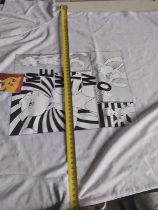 Camiseta Pokémon Mew Talla L, regalo otra de Game