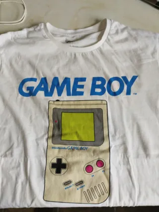 Camiseta Pokémon Mew Talla L, regalo otra de Game