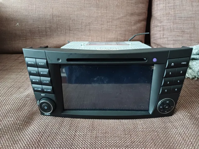 Radio Android per Mercedes