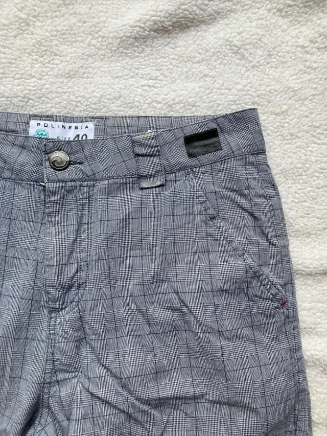 Pantalón corto cuadros gris Talla M