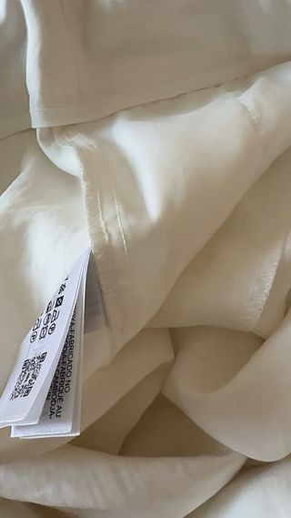 Bermuda Zara blanca con cinturón