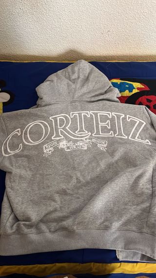 Chándal Corteiz Gris