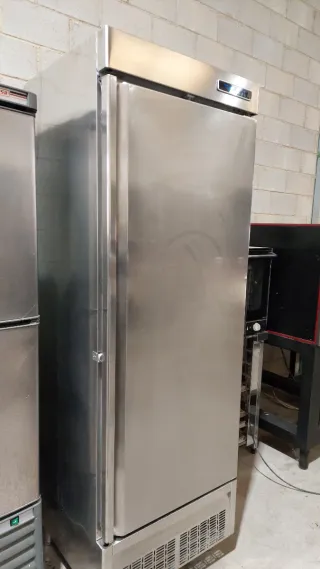 Armario Refrigerado Coreco Inox