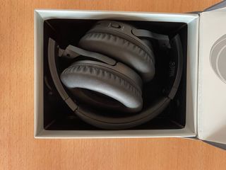 Auriculares inalámbricos con bluetooth negros