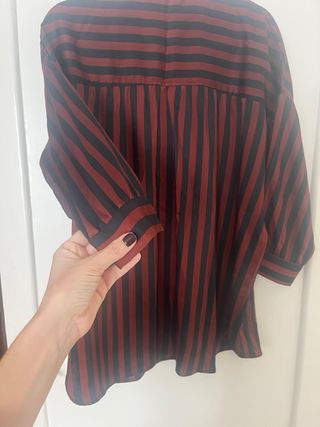 Blusa Zara Rayas Burdeos y Negro