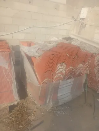 Tejas de barro 90m² + 90m²