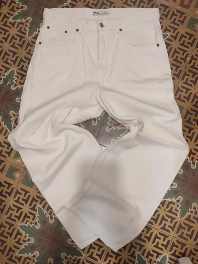 Pantalón Zara Baggy