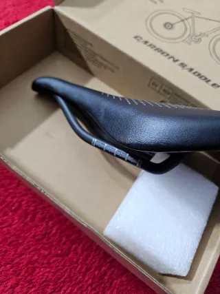 Selim carbono bicicleta ELITA ONE