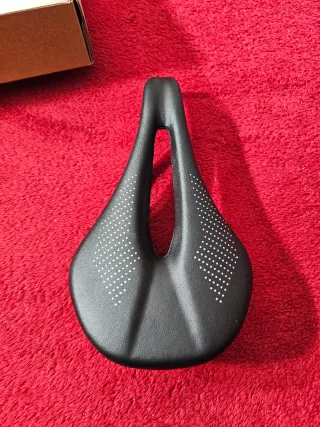 Selim carbono bicicleta ELITA ONE