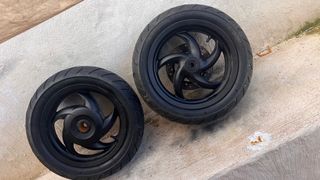 Llantas moto Derbi/Piaggio 120/70-12 delant y tras