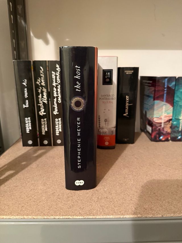 La huésped (The host)